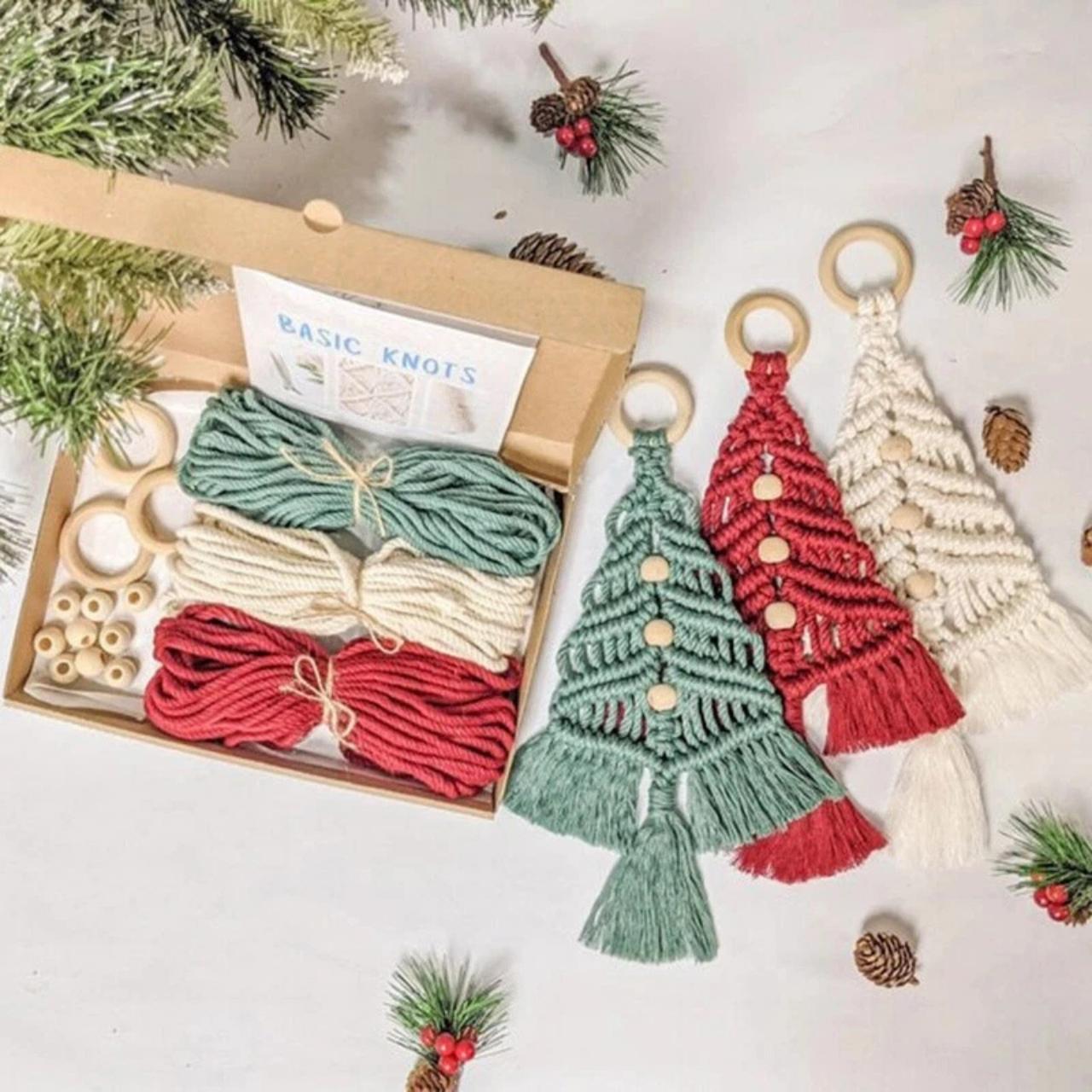 CraftKit, zestaw do tworzenia ozdób świątecznych z makramy - Image 9
