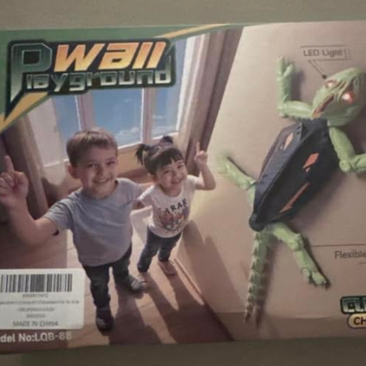 Gecko, zdalnie sterowana jaszczurka, która wspina się po podłogach i ścianach - Image 10