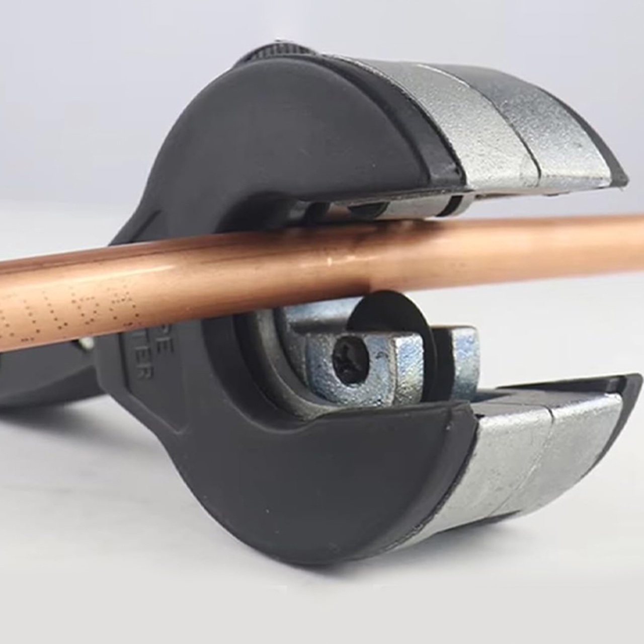 PipeCutter, Uniwersalny Ręczny Nożyk do Węży - Image 7