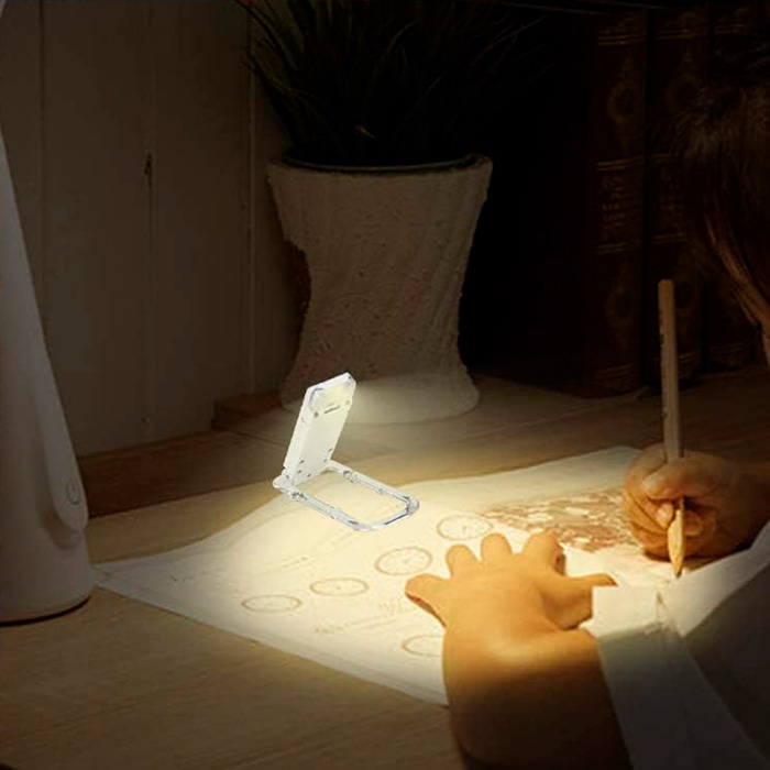 ReadLed, mini lampa LED, którą można zamontować na książce - Image 8