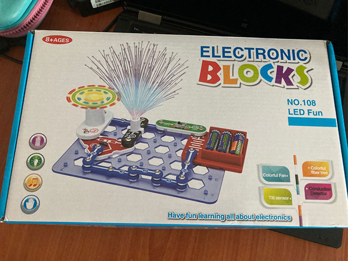 ScienceKit, edukacyjna zabawka, w której dziecko uczy się podstaw elektryczności (17-elementowy zestaw) - Image 9